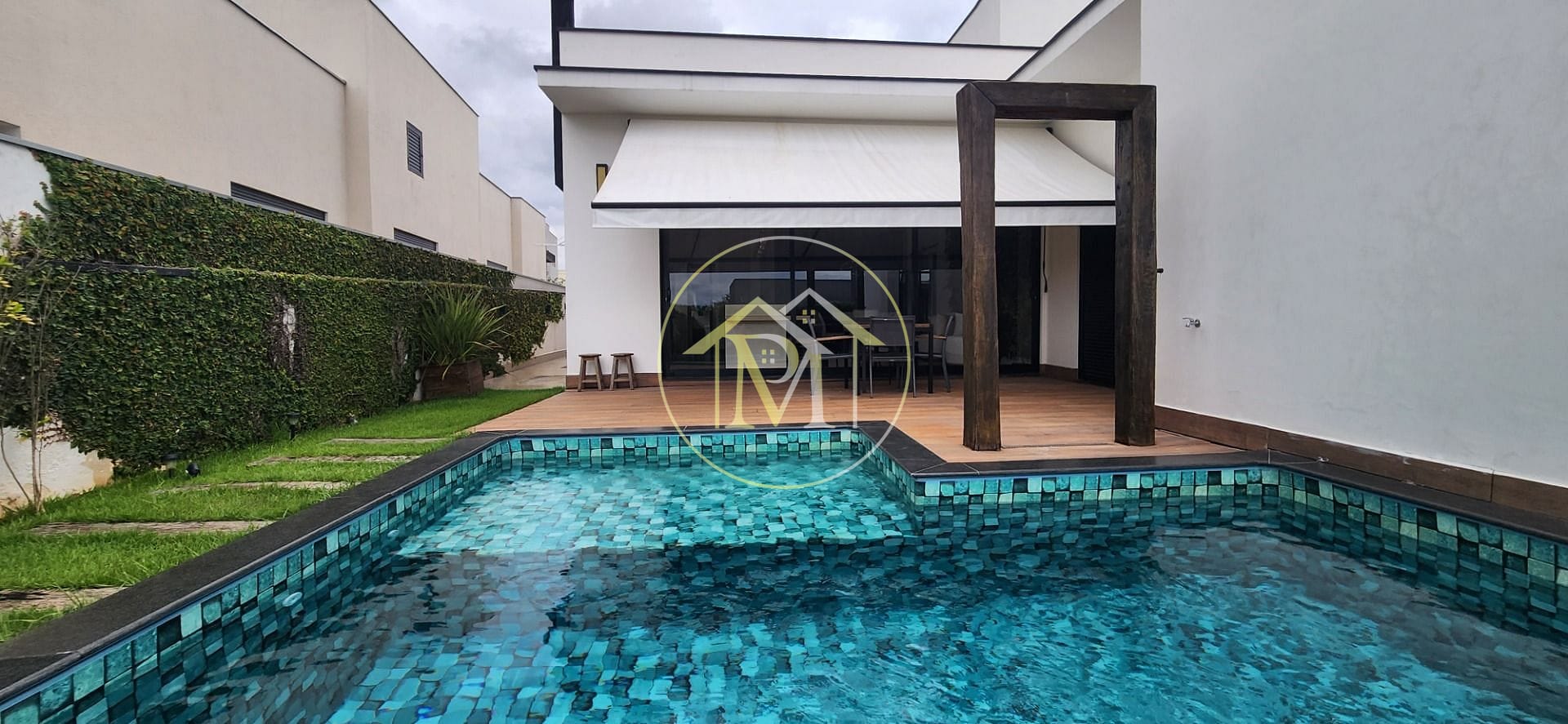 Casa à venda e aluguel com 3 quartos, 246m² - Foto 6