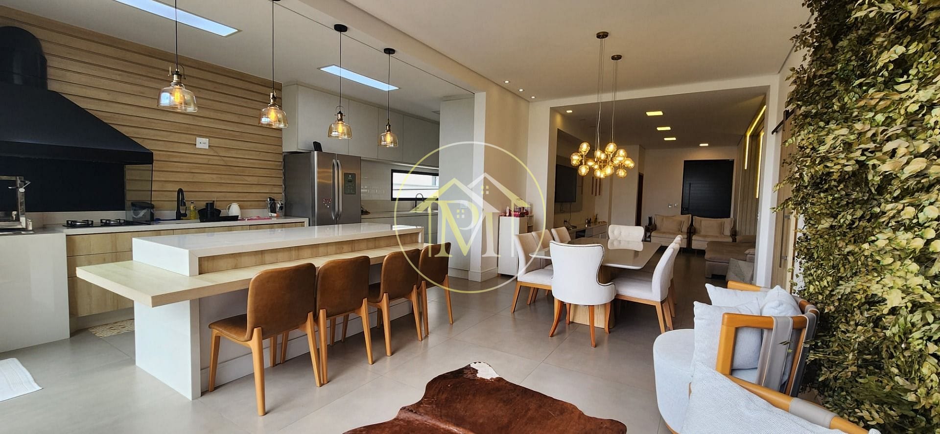 Casa à venda e aluguel com 3 quartos, 246m² - Foto 18