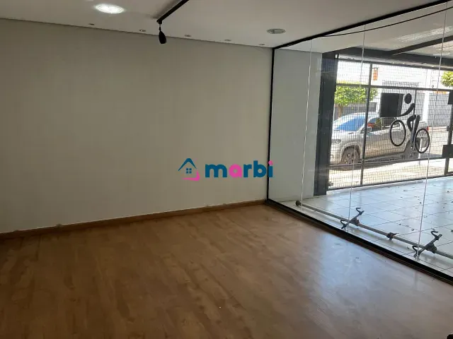 Sobrado com 180m², à venda, no bairro Vila Pântano II em Santa Bárbara D'Oeste