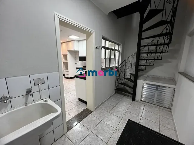 Casa com 180m² 3 quartos e 5 banheiros, à venda, no bairro Vila Pântano II em Santa Bárbara D'Oeste