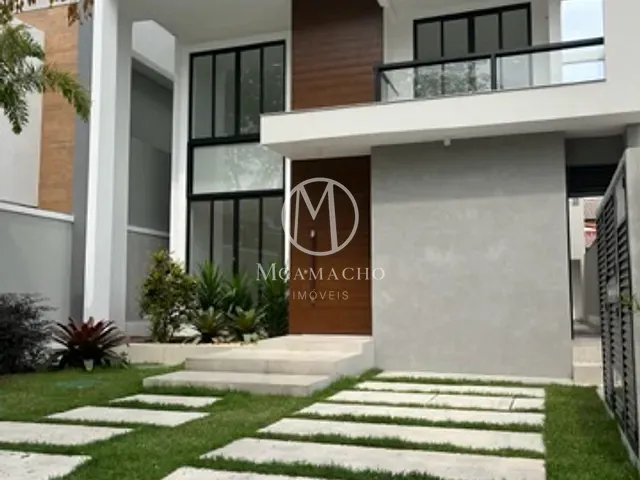 Casa com 300m² 4 quartos e 6 banheiros, à venda, no bairro Barra da Tijuca em Rio de Janeiro