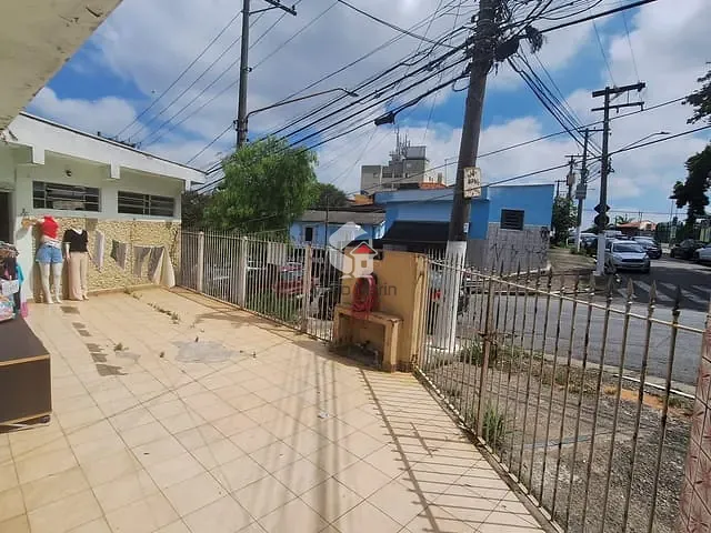 Casa 3 quartos e 1 banheiro, à venda, no bairro Bela Vista em Osasco