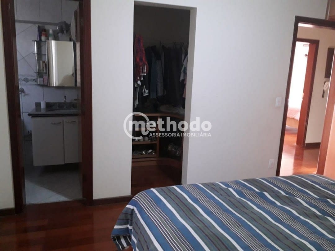 Casa, 4 quartos, 290 m² - Foto 3