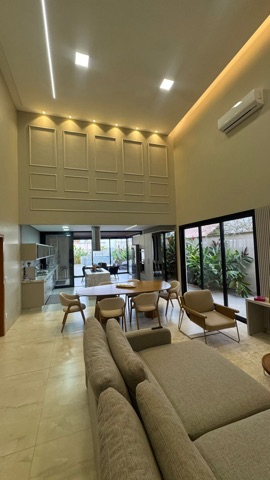 Casa com 565m² 4 quartos e 5 banheiros, à venda, no bairro Condomínio do Lago 1ª Etapa em Goiânia