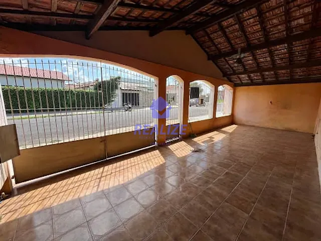 Casa com 250m² 3 quartos e 3 banheiros, à venda, no bairro Jardim Paraiso em Botucatu