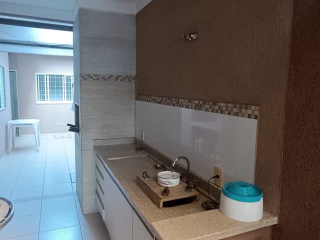 Casa com 156m² 3 quartos e 2 banheiros, à venda, no bairro Residencial Maria Flora em Cambé