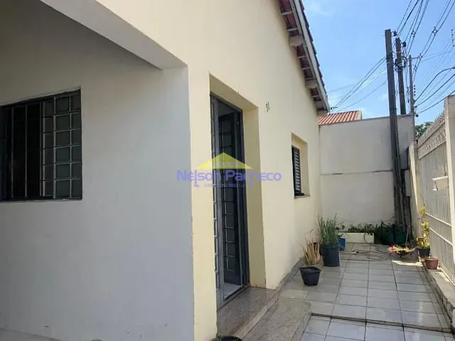 Casa com 198m² 2 quartos e 1 banheiro, à venda, no bairro Chacara Sao Benedito em Capivari