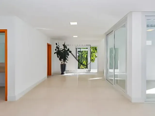 Casa com 365m² 4 quartos e 6 banheiros, à venda, no bairro Jardim Petrópolis em São Paulo