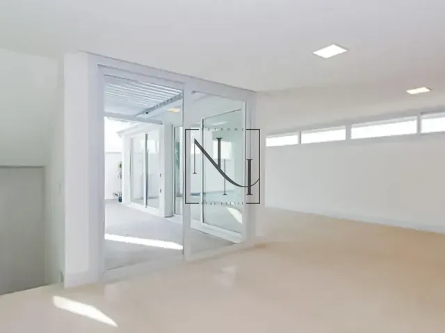 Casa com 365m² 4 quartos e 6 banheiros, à venda, no bairro Jardim Petrópolis em São Paulo