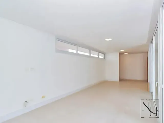 Casa com 365m² 4 quartos e 6 banheiros, à venda, no bairro Jardim Petrópolis em São Paulo