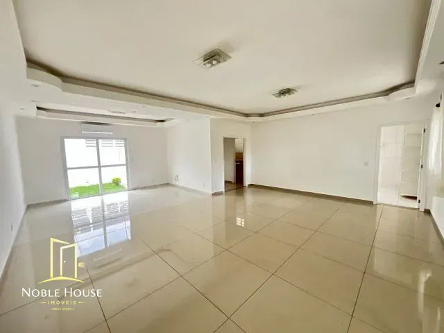 Casa 3 quartos e 5 banheiros, para alugar, no bairro Marambaia em Vinhedo