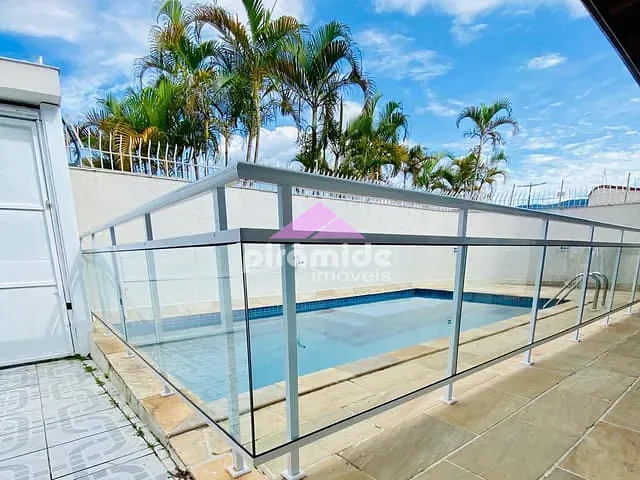 Casa 4 quartos e 3 banheiros, à venda, no bairro Indaiá em Caraguatatuba