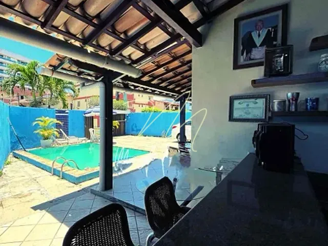 Casa com 300m² 3 quartos e 1 banheiro, à venda, no bairro Jardim Pontal em Ilhéus