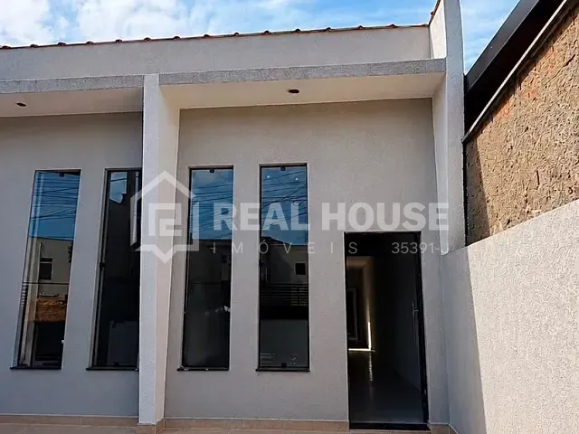 Casa com 118m² 2 quartos e 2 banheiros, à venda, no bairro Parque Vitória Régia em Sorocaba