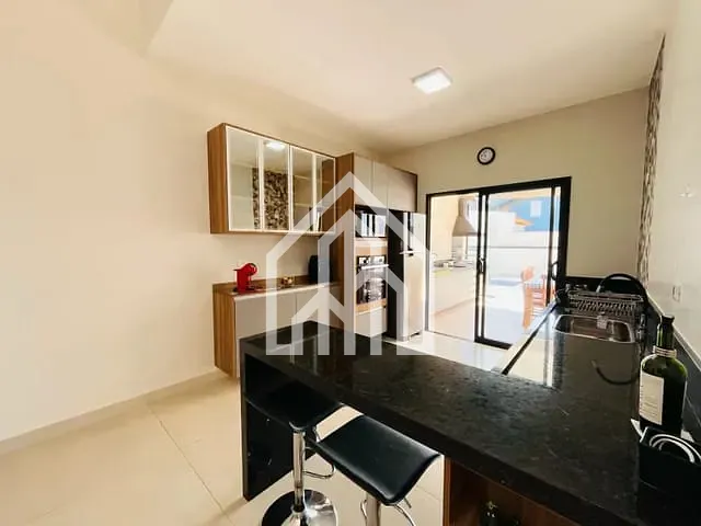 Casa 3 quartos e 3 banheiros, à venda, no bairro Condomínio Atibaia Park I em Atibaia