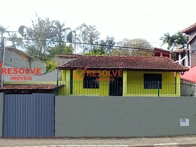 Casa com 385m² 4 quartos e 2 banheiros, à venda, no bairro CENTRO em Guararema