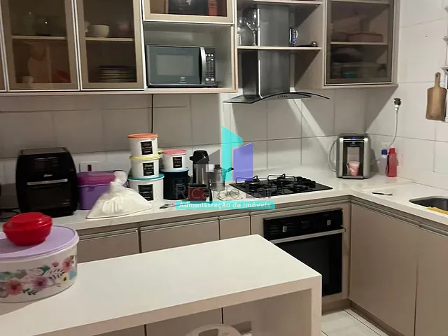 Casa com 108m² 2 quartos e 1 banheiro, à venda, no bairro Jardim Petrópolis em Cotia