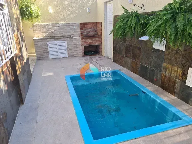 Casa com 170m² 4 quartos e 4 banheiros, à venda, no bairro Freguesia (Jacarepaguá) em Rio de Janeiro