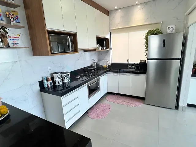 Casa 2 quartos e 3 banheiros, à venda, no bairro Padre Eustáquio em Patrocínio