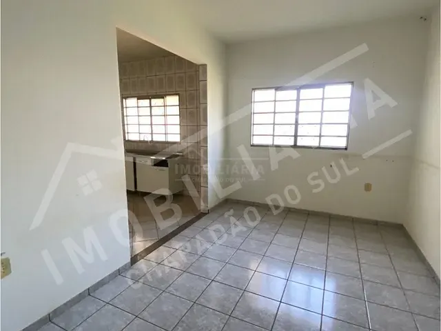 Casa 3 quartos e 1 banheiro, à venda, no bairro ESPATODIA em Chapadão do Sul
