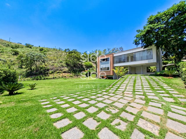 Casa com 1609m² 5 quartos e 5 banheiros, à venda, no bairro Moura Brasil em Três Rios