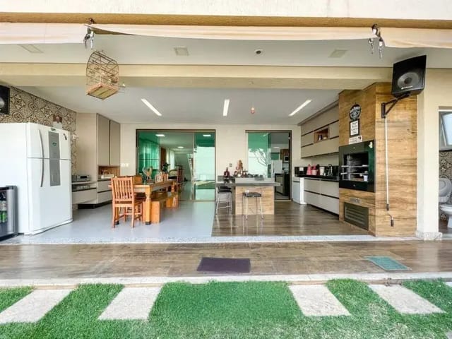 Casa 4 quartos e 6 banheiros, à venda, no bairro Paquetá em Belo Horizonte