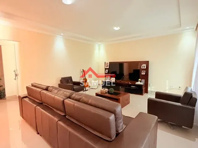 Casa com 800m² 3 quartos e 4 banheiros, à venda, no bairro Setor Habitacional Vicente Pires em Brasília