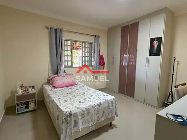 Casa com 800m² 3 quartos e 4 banheiros, à venda, no bairro Setor Habitacional Vicente Pires em Brasília