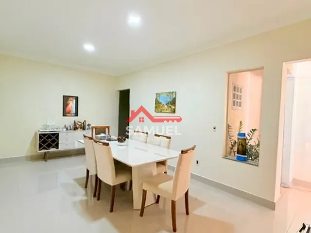 Casa com 800m² 3 quartos e 4 banheiros, à venda, no bairro Setor Habitacional Vicente Pires em Brasília