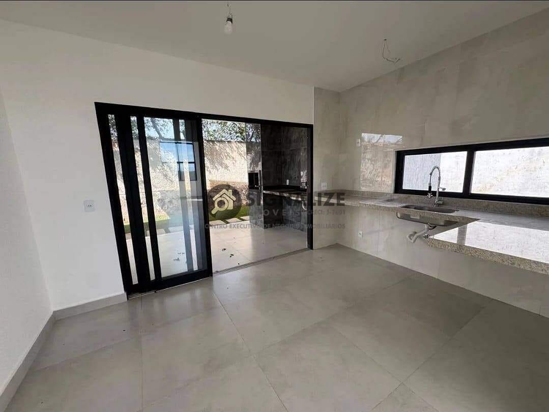 Casa, 3 quartos, 192 m² - Foto 13