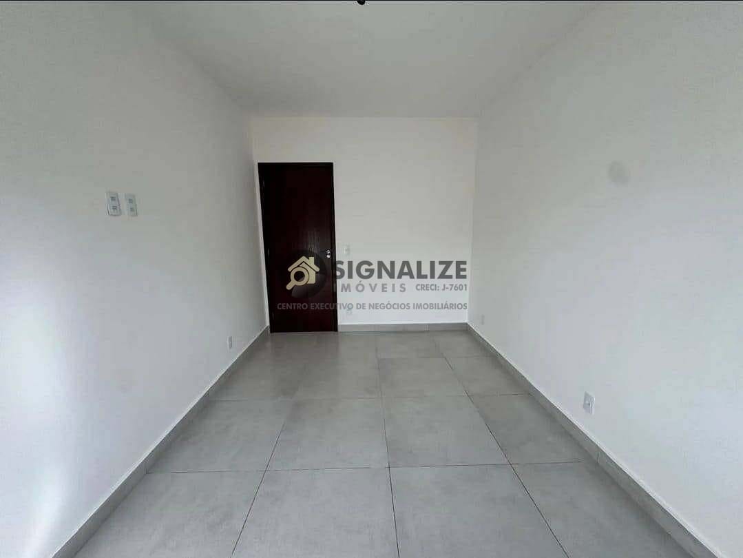 Casa, 3 quartos, 192 m² - Foto 6