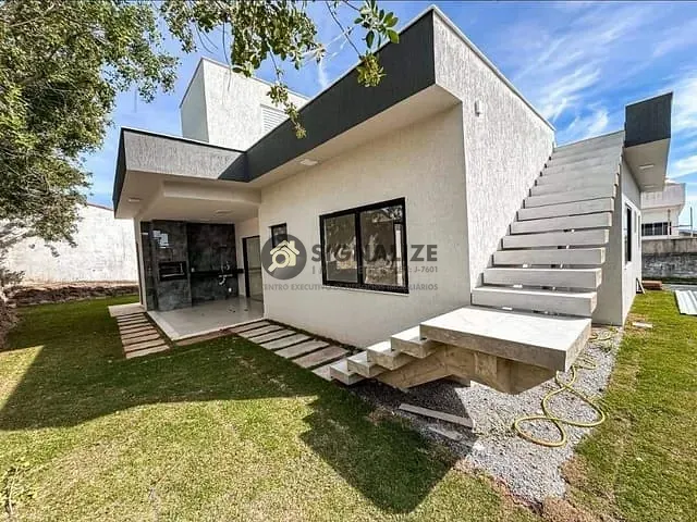 Casa com 348m² 3 quartos e 2 banheiros, à venda, no bairro Poço fundo em São Pedro da Aldeia