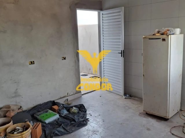 Casa 2 quartos e 1 banheiro, à venda, no bairro Jardim Nova Cambé em Cambé