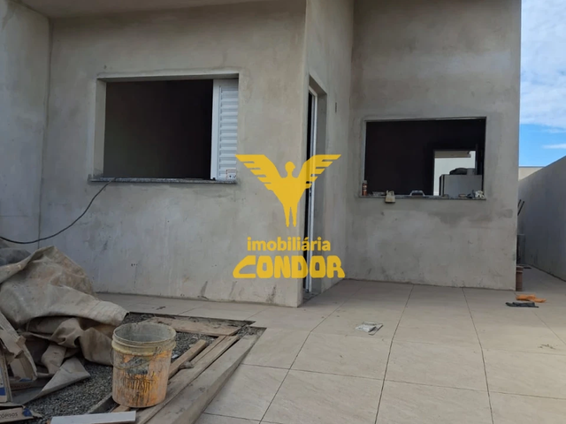 Casa 2 quartos e 1 banheiro, à venda, no bairro Jardim Nova Cambé em Cambé