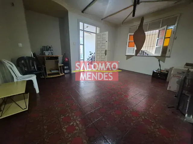 Casa com 600m² 4 quartos e 5 banheiros, à venda, no bairro Castanheira em Belém