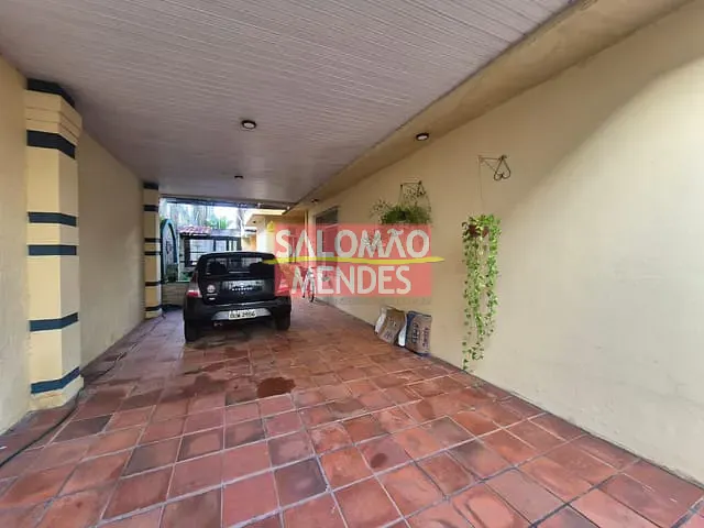 Casa com 600m² 4 quartos e 5 banheiros, à venda, no bairro Castanheira em Belém