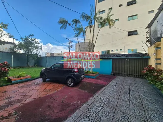 Casa com 600m² 4 quartos e 5 banheiros, à venda, no bairro Castanheira em Belém