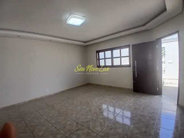 Casa com 250m² 3 quartos e 3 banheiros, à venda, no bairro Residencial Monte Verde em Indaiatuba