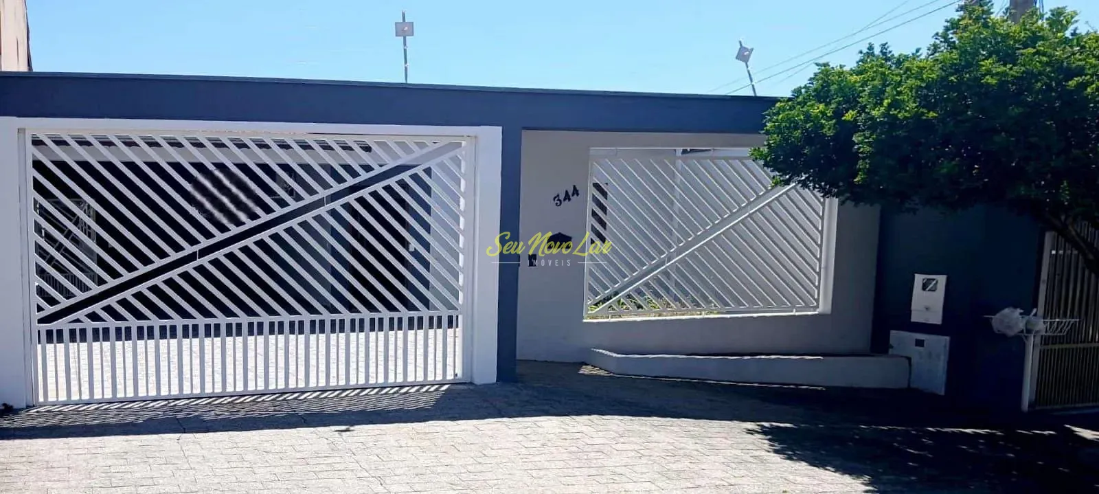 Casa, 3 quartos, 220 m² - Foto 1