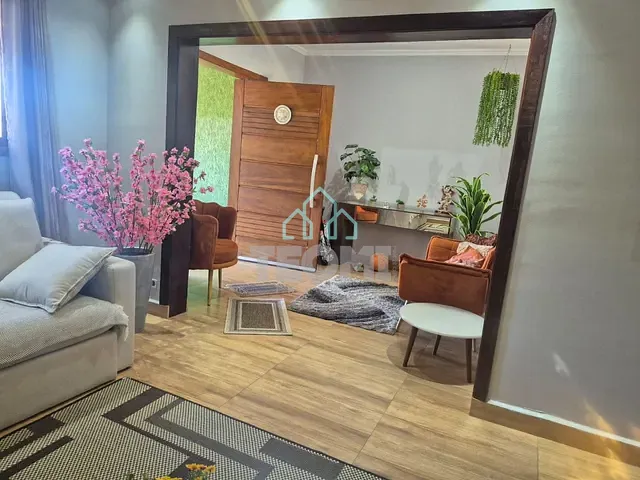 Casa com 343m² 3 quartos e 3 banheiros, à venda, no bairro Cidade Jardim em Taubaté
