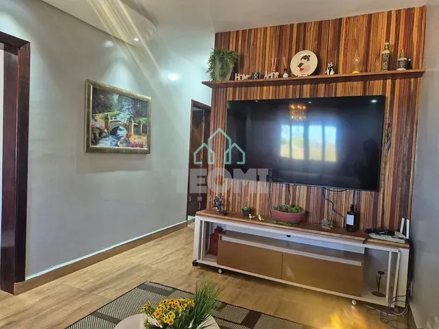 Casa com 343m² 3 quartos e 3 banheiros, à venda, no bairro Cidade Jardim em Taubaté