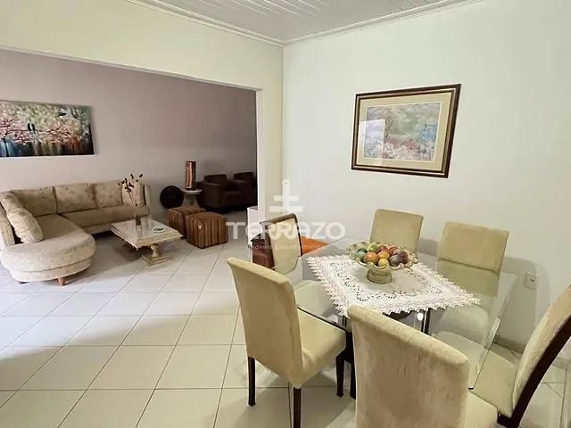 Casa com 308m² 3 quartos e 2 banheiros, à venda, no bairro Sessenta em Volta Redonda