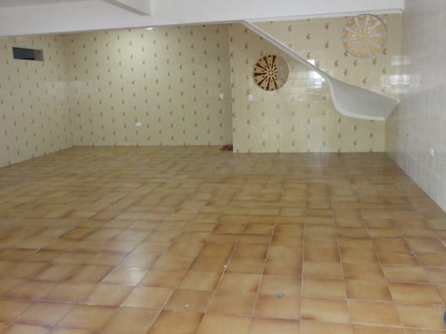 Casa com 360m² 3 quartos e 2 banheiros, à venda, no bairro Vila Rosália em Guarulhos