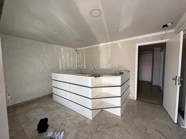 Casa com 365m², para alugar, no bairro Jardim das Américas em Curitiba
