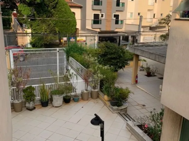 Casa 3 quartos e 3 banheiros, à venda, no bairro Vila Scarpelli em Santo André