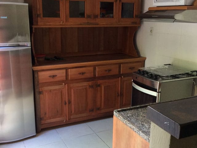 Casa com 320m² 2 quartos e 2 banheiros, para alugar, no bairro Vargem Grande em Rio de Janeiro