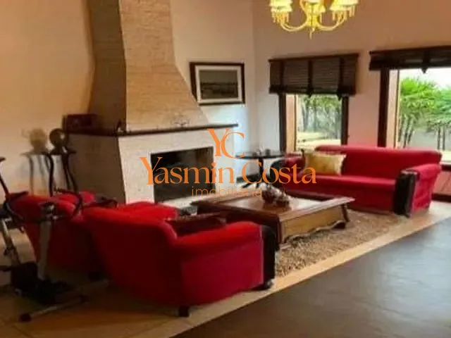 Casa com 829m² 6 quartos e 4 banheiros, à venda, no bairro Edith Lopes em Cambuí