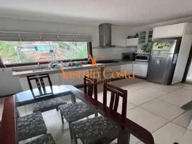 Casa com 829m² 6 quartos e 4 banheiros, à venda, no bairro Edith Lopes em Cambuí