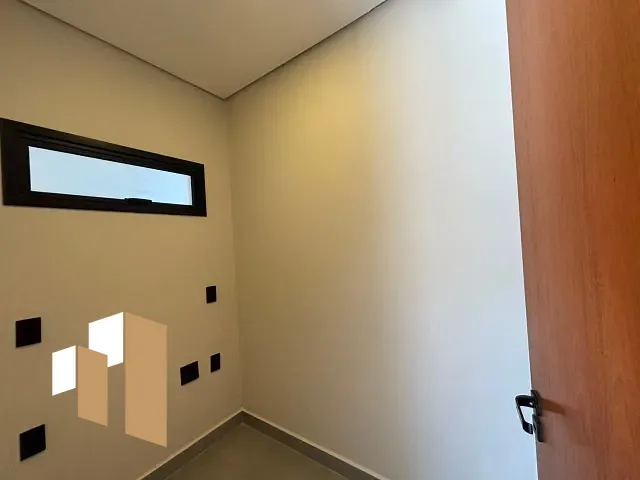 Casa 3 quartos e 5 banheiros, à venda, no bairro Centro Empresarial de Indaiatuba em Indaiatuba