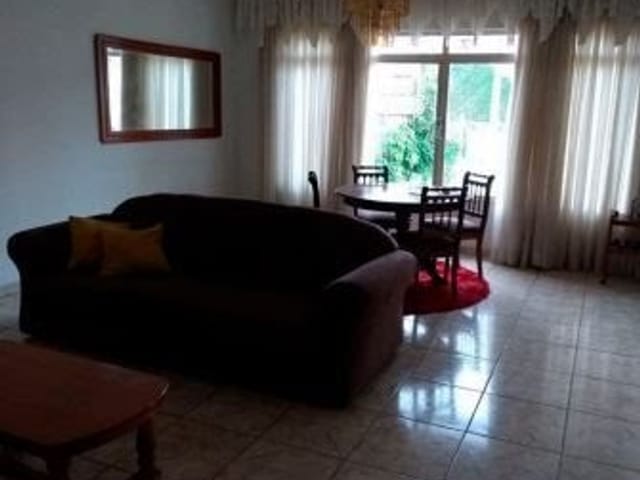 Casa com 285m² 4 quartos e 3 banheiros, à venda, no bairro Vila Rosália em Guarulhos